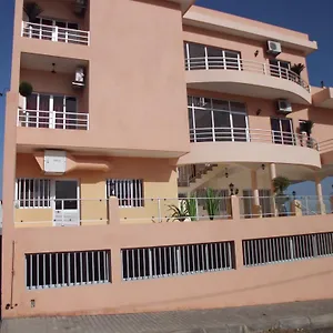 Gasthuis Residencial Nova Cidade, Porto Novo